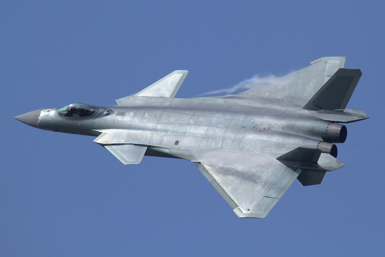 J-20 stealth fighter flying at the 2016 Zhuhai air show