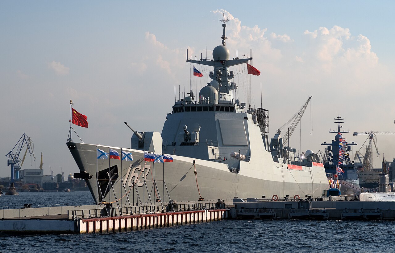 Type 052D destroyer Jiaozuo, shown as a YJ-18 launch-platform example